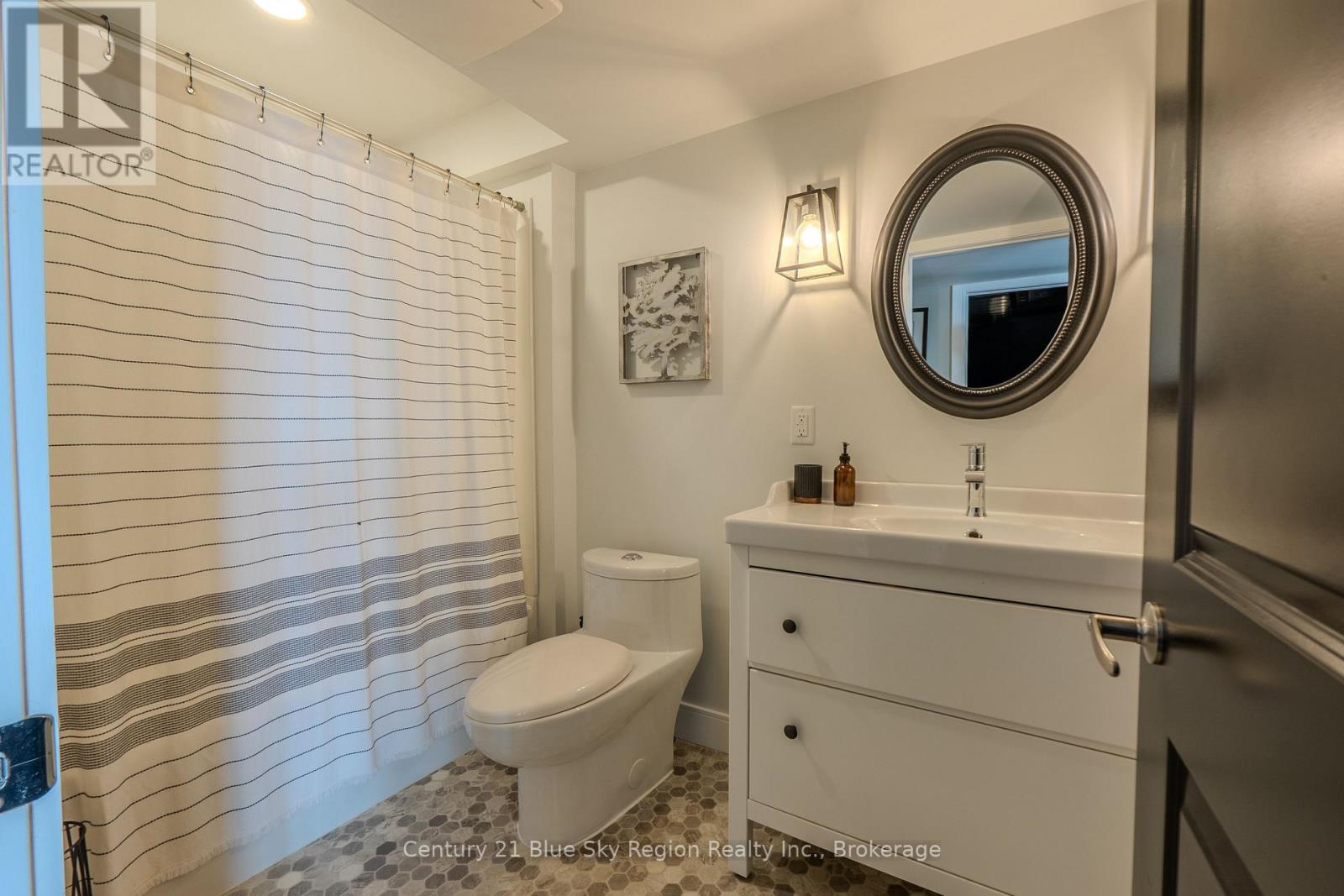 723 Mclaren Street, North Bay, Ontario  P1B 3M1 - Photo 41 - X13058920