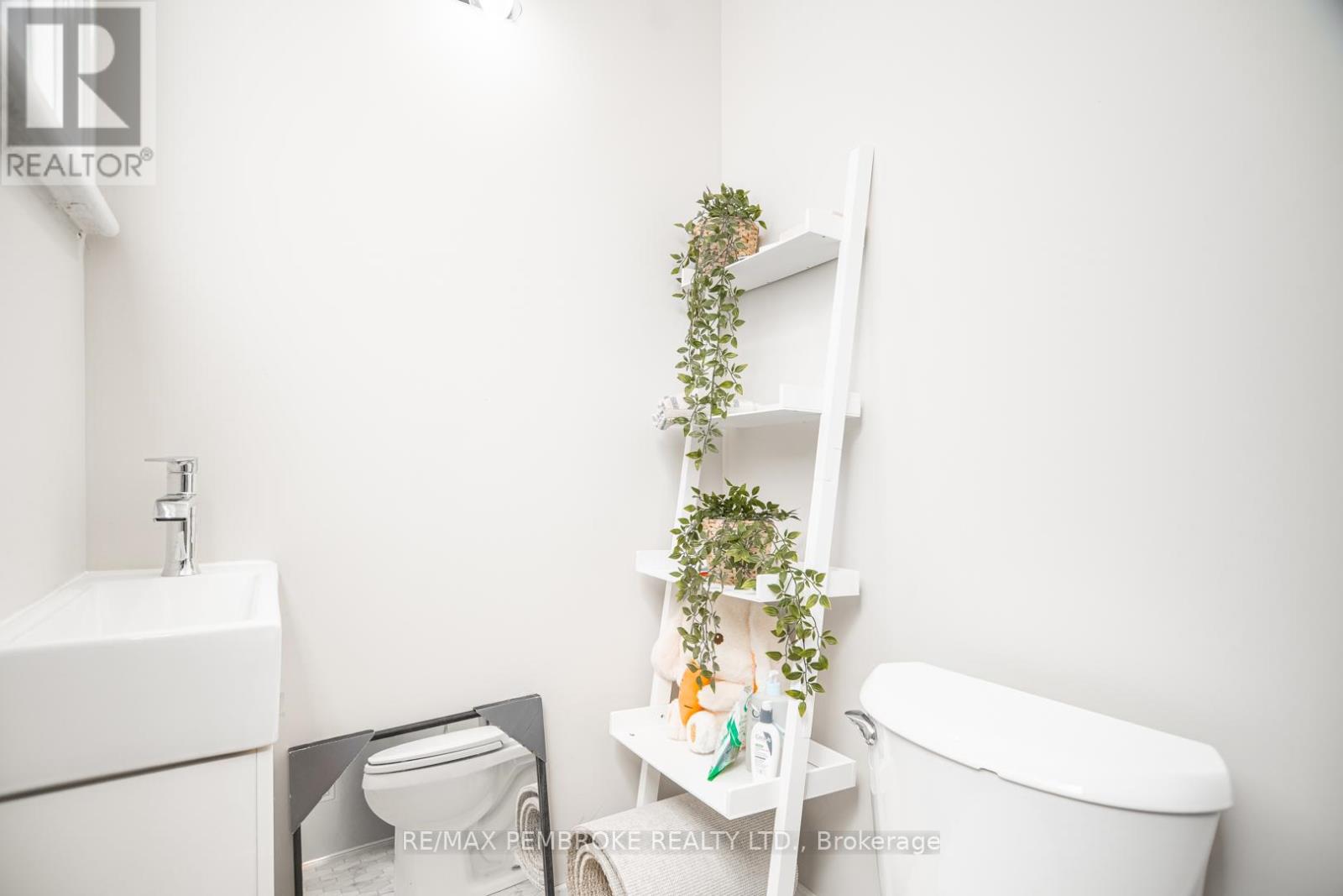 188 Esther Street, Pembroke, Ontario  K8A 3C2 - Photo 30 - X12968374