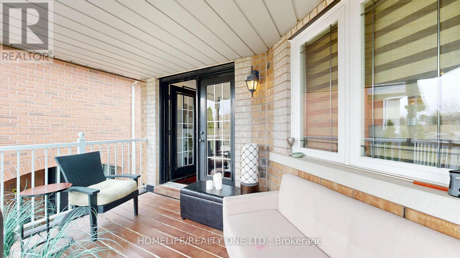 96 Estate Garden Drive, Richmond Hill, Ontario  L4E 3V6 - Photo 24 - N13058338