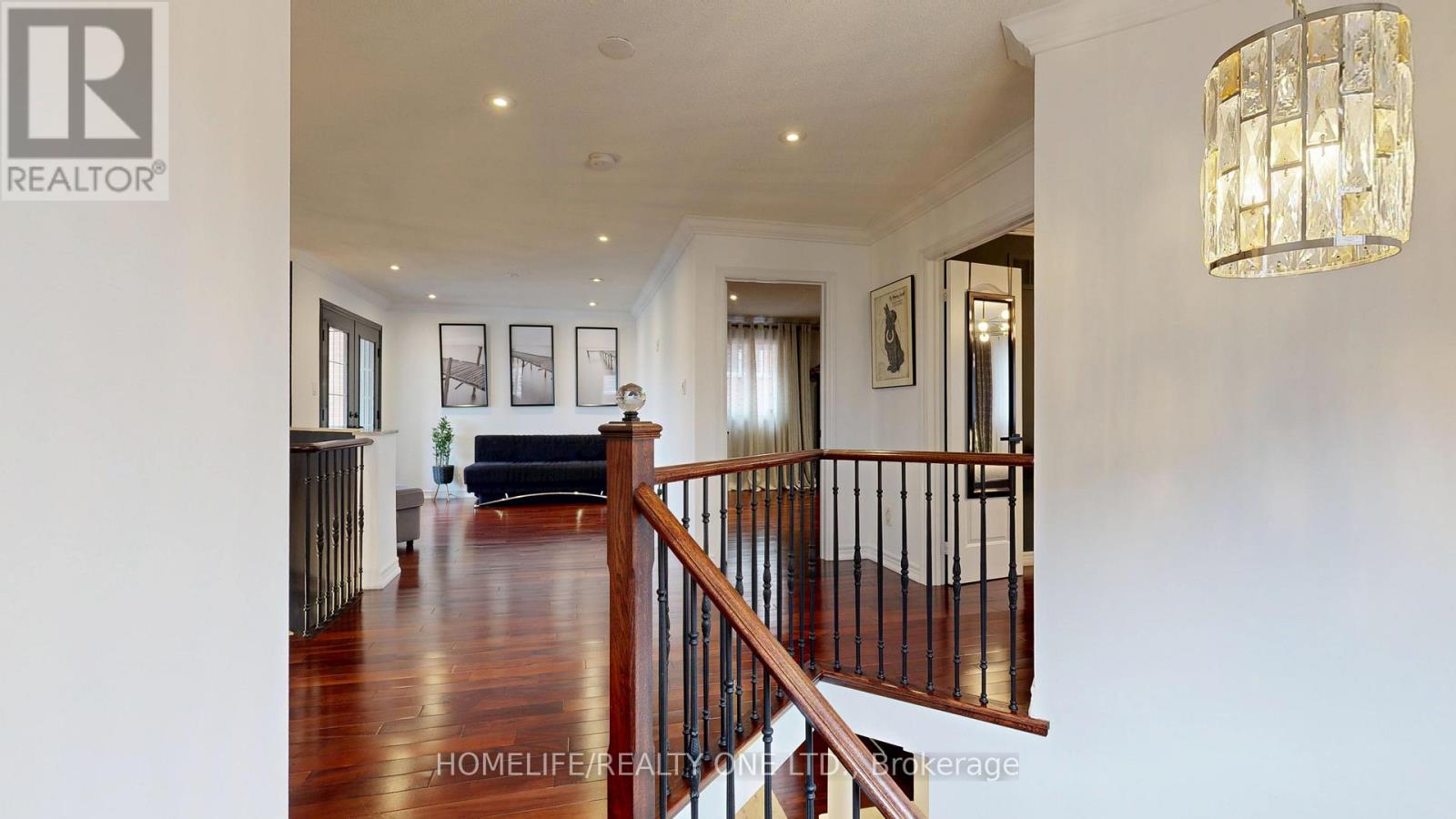 96 Estate Garden Drive, Richmond Hill, Ontario  L4E 3V6 - Photo 22 - N13058338