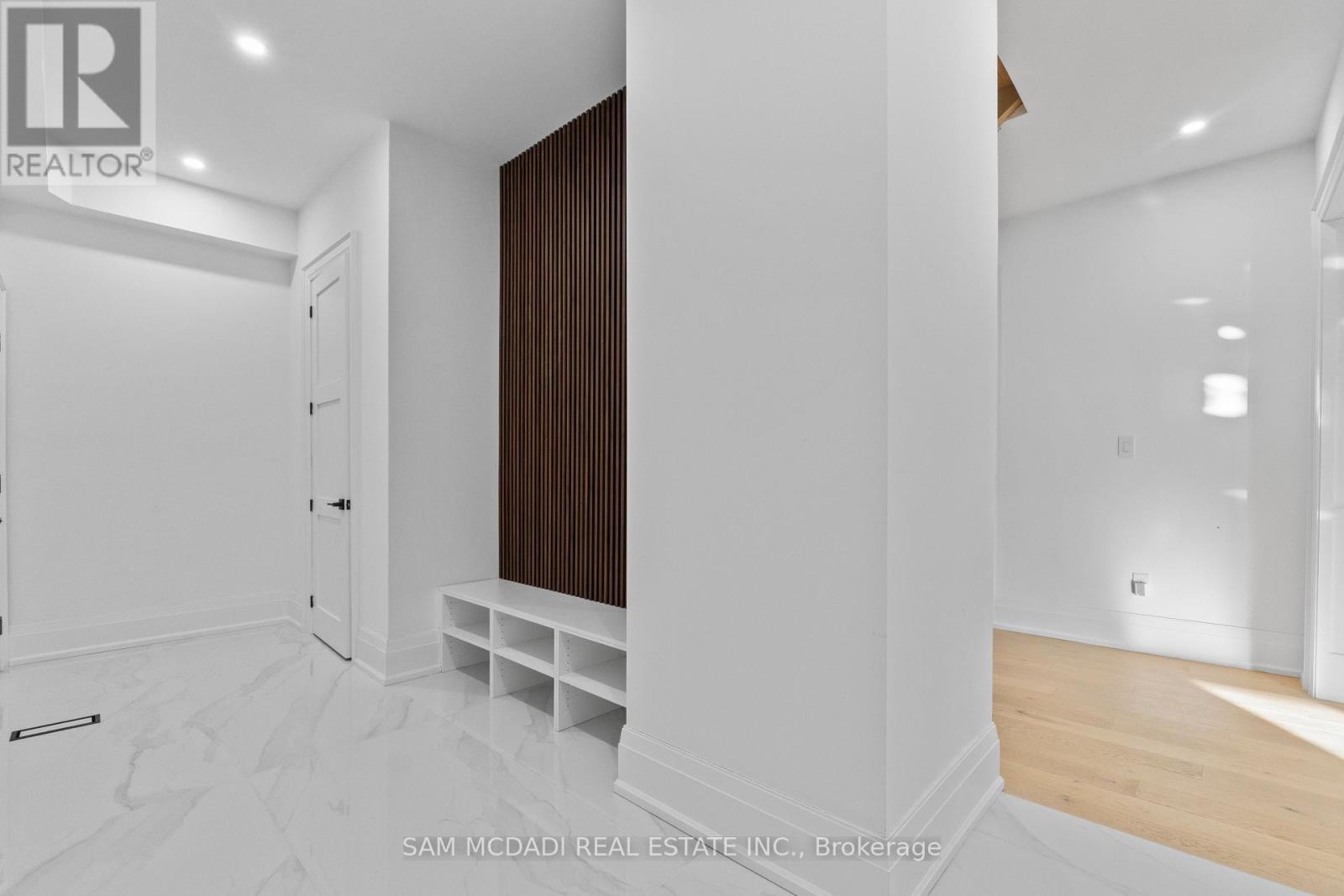 1610 Kenmuir Avenue, Mississauga, Ontario  L5G 4B5 - Photo 13 - W13054278