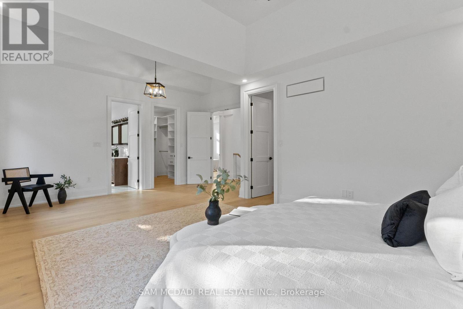 1610 Kenmuir Avenue, Mississauga, Ontario  L5G 4B5 - Photo 18 - W13054278