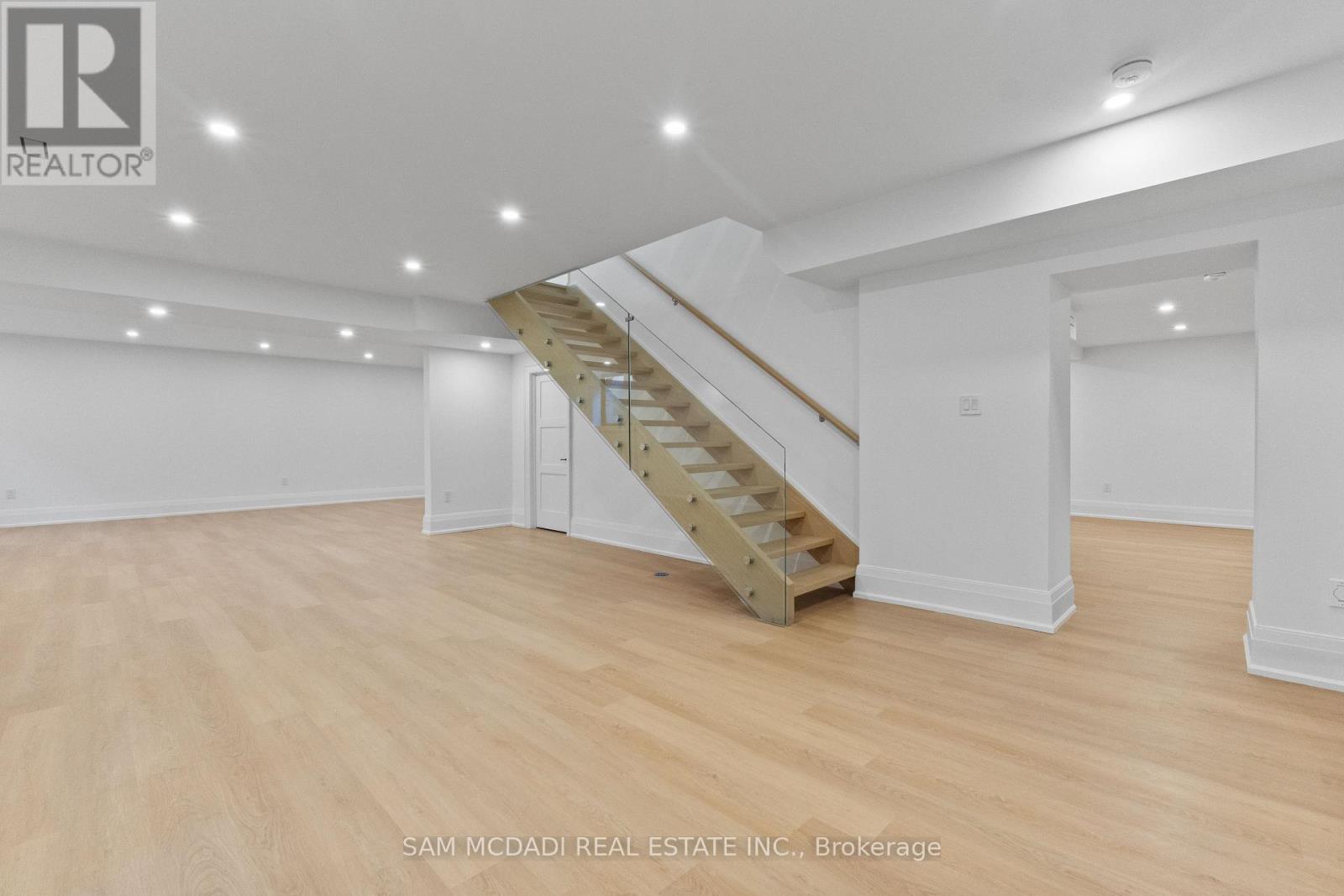 1610 Kenmuir Avenue, Mississauga, Ontario  L5G 4B5 - Photo 34 - W13054278