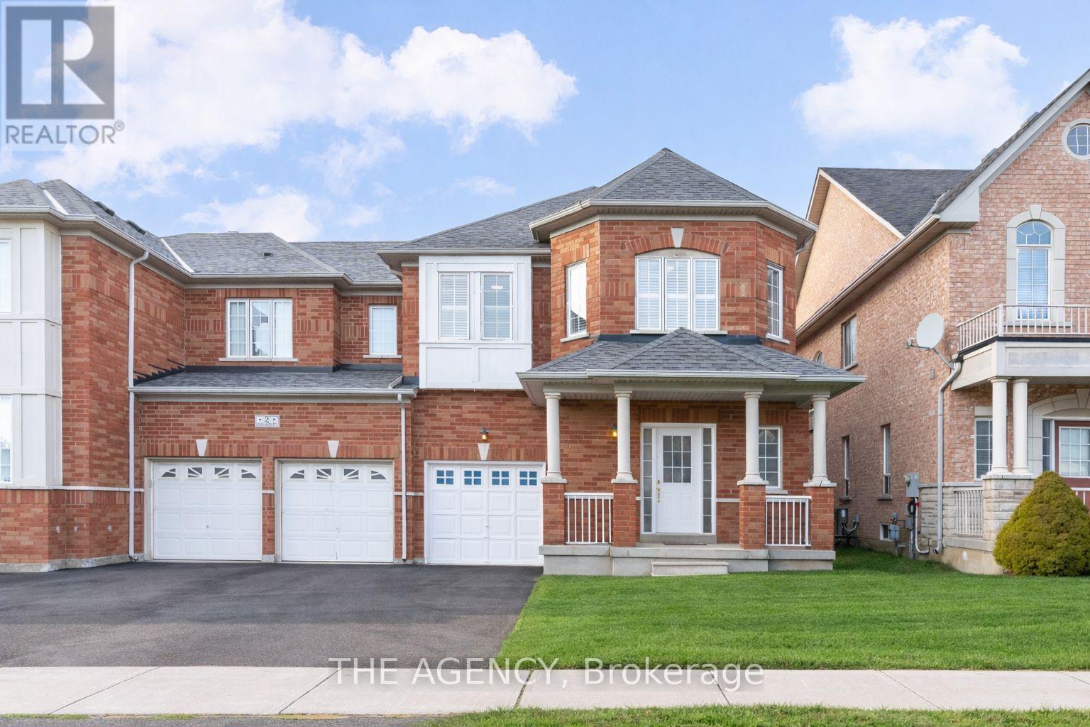6 LEVELLANDS CRESCENT, Richmond Hill, Ontario