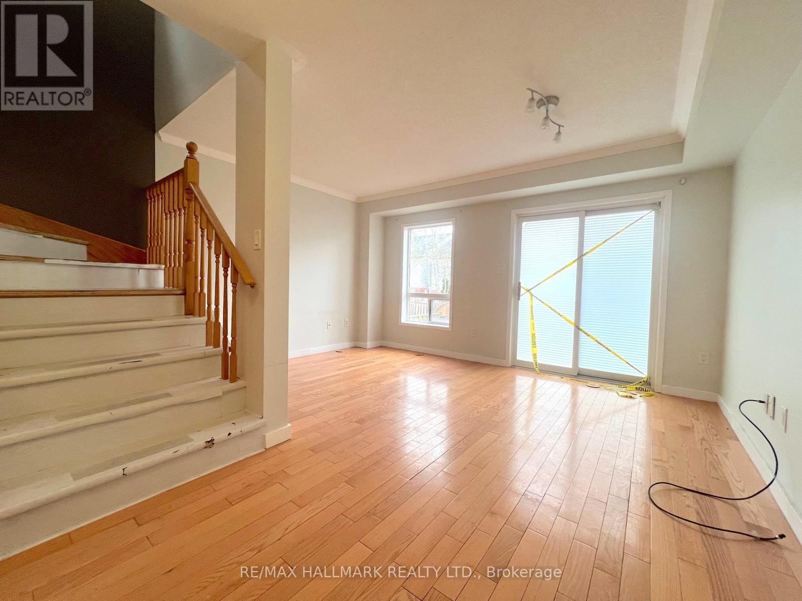 33 Lodgeway Drive, Vaughan, Ontario  L6A 3S6 - Photo 5 - N13058810