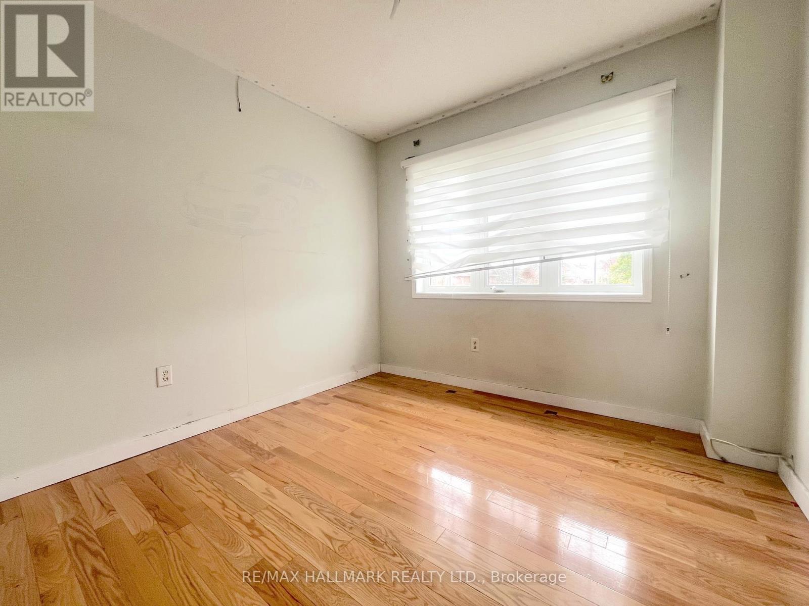 33 Lodgeway Drive, Vaughan, Ontario  L6A 3S6 - Photo 8 - N13058810