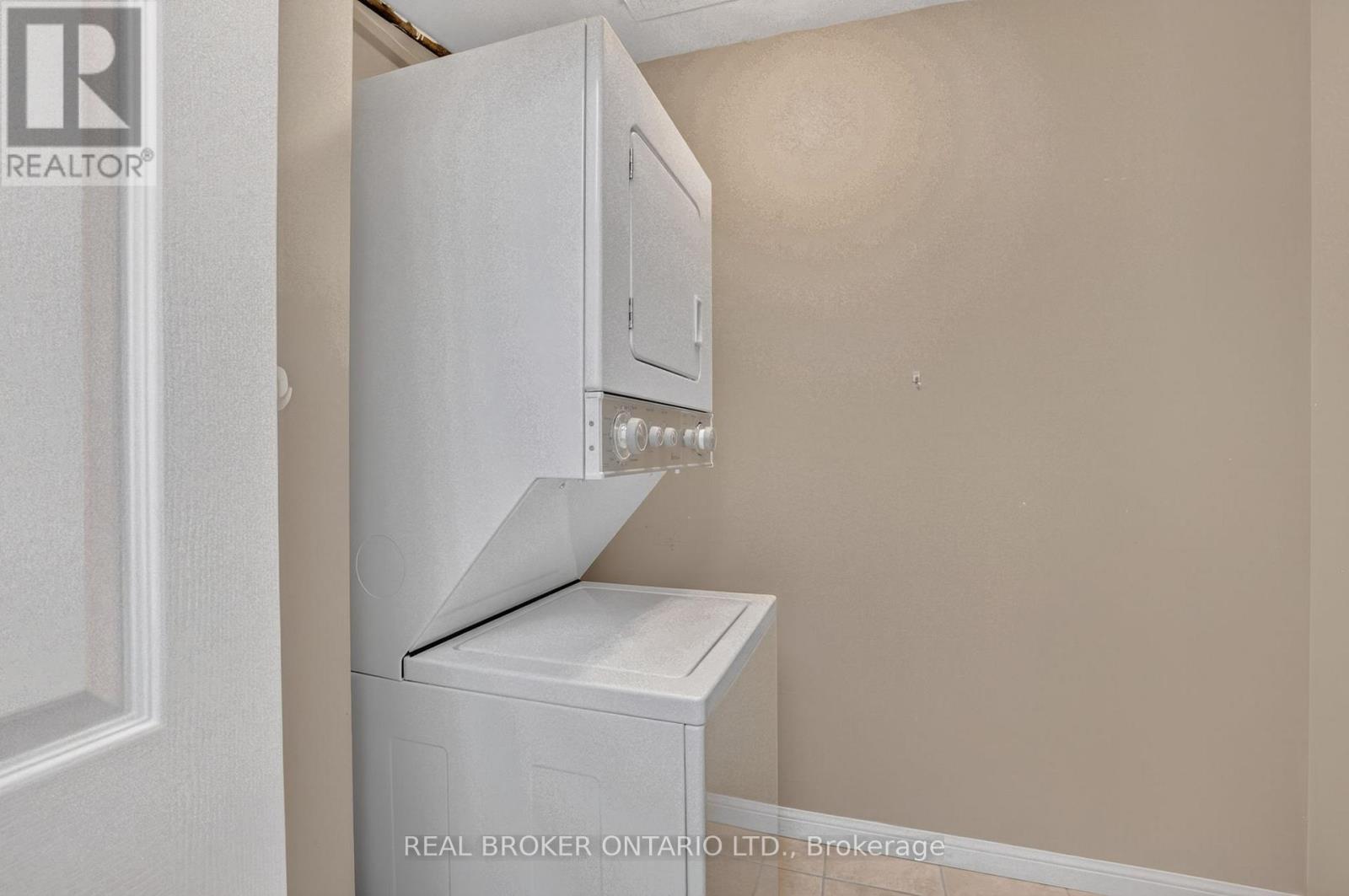 519 - 900 Bogart Mill Trail, Newmarket, Ontario  L3Y 8V5 - Photo 21 - N13058828