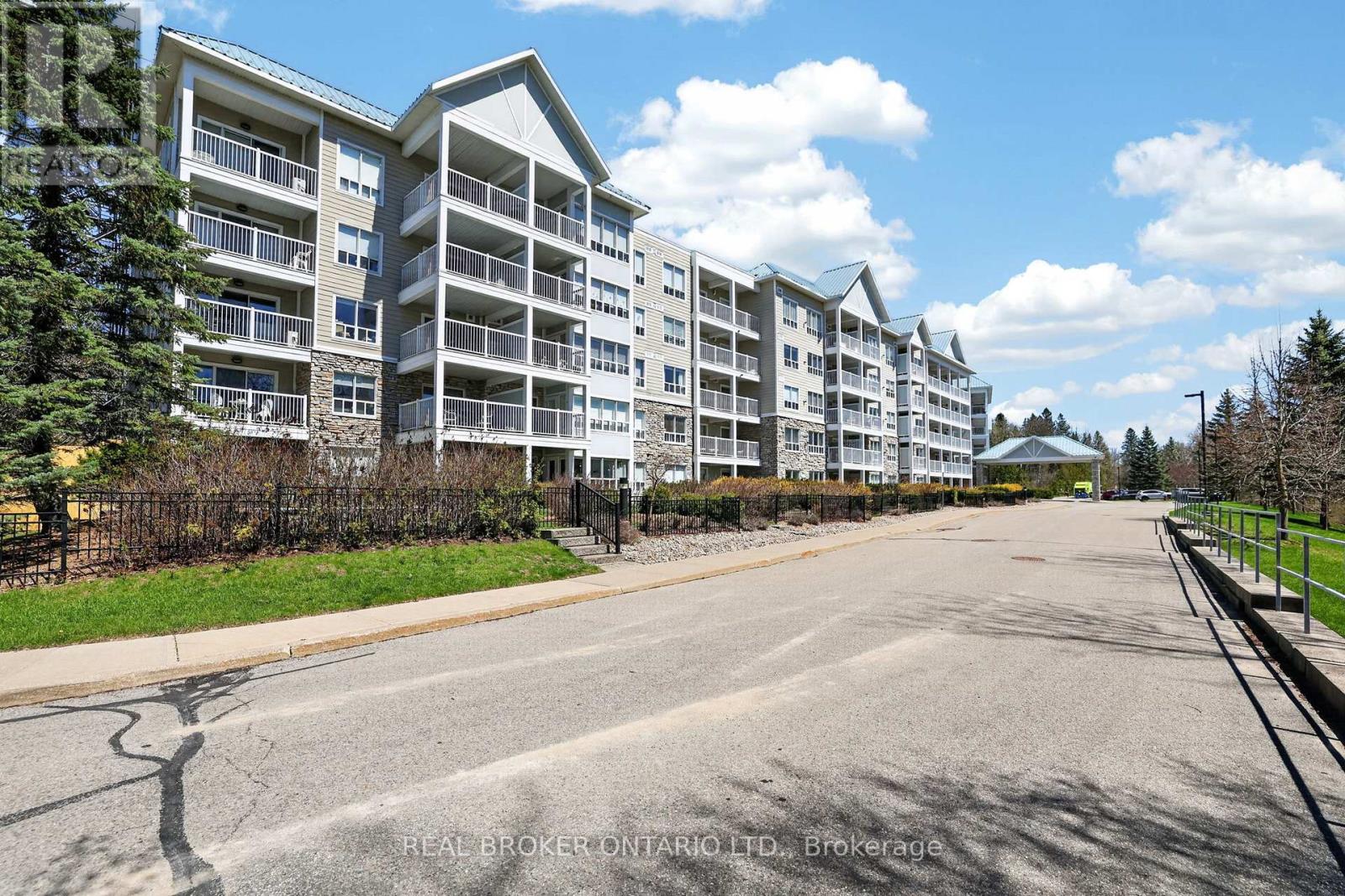 519 - 900 Bogart Mill Trail, Newmarket, Ontario  L3Y 8V5 - Photo 32 - N13058828