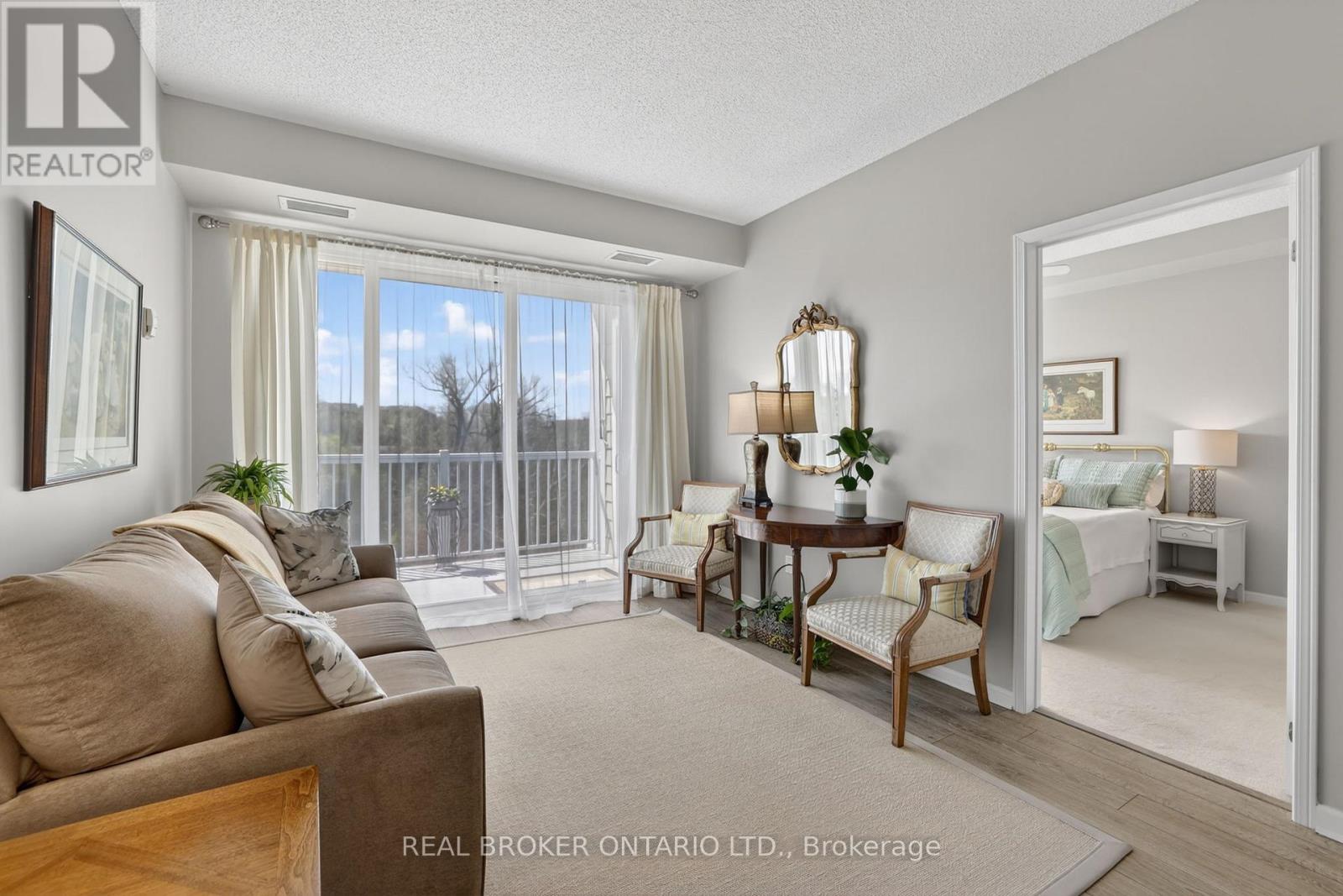 519 - 900 Bogart Mill Trail, Newmarket, Ontario  L3Y 8V5 - Photo 9 - N13058828