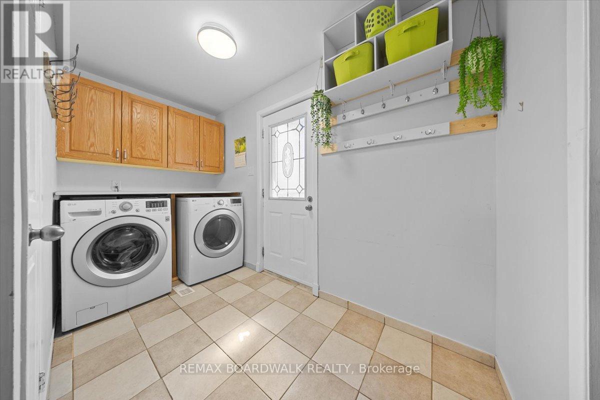 1837 Windflower Way, Ottawa, Ontario  K1C 5Z8 - Photo 18 - X13057192