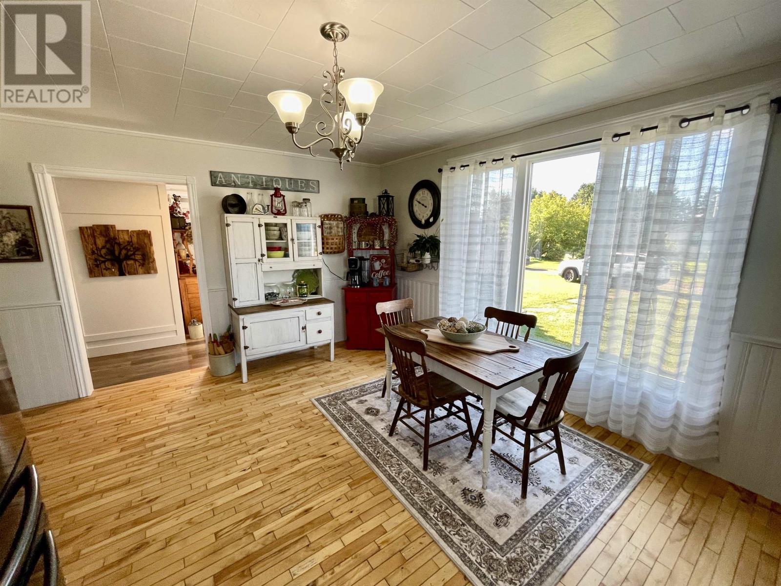 39878 Western Road, Rte 2, Elmsdale, Prince Edward Island  C0B 1K0 - Photo 6 - 202608996