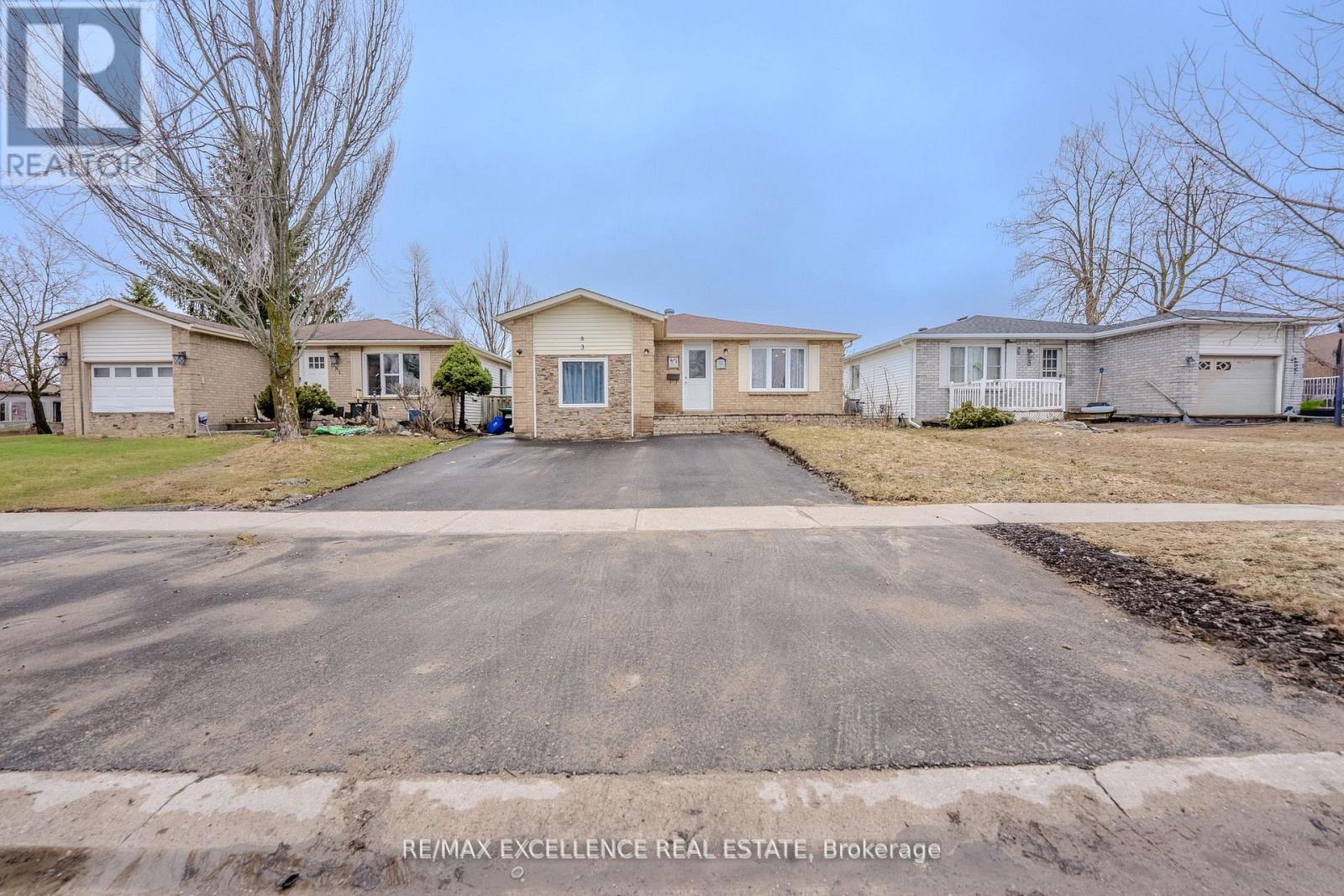 3 Hickling Trail, Barrie (Grove East), Ontario  L4M 5V7 - Photo 2 - S13058952