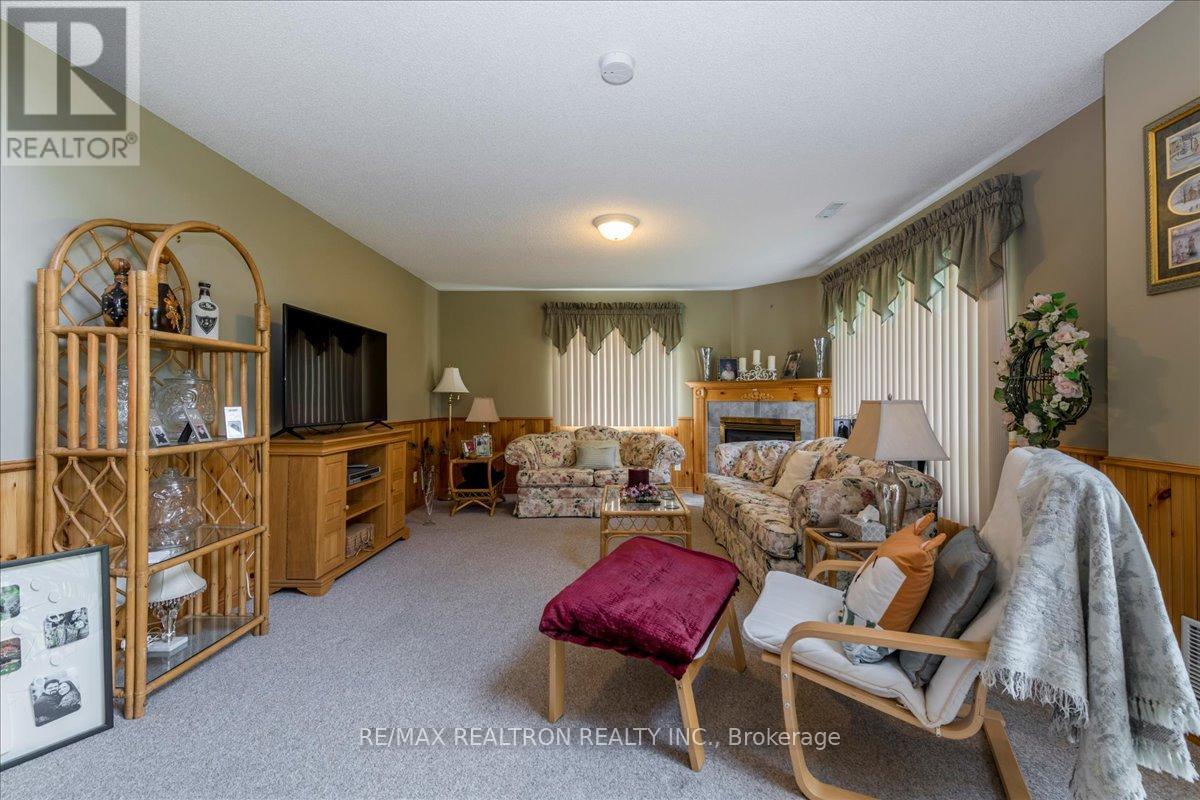 44 Columbia Road, Barrie, Ontario  L4N 8C6 - Photo 24 - S13058998
