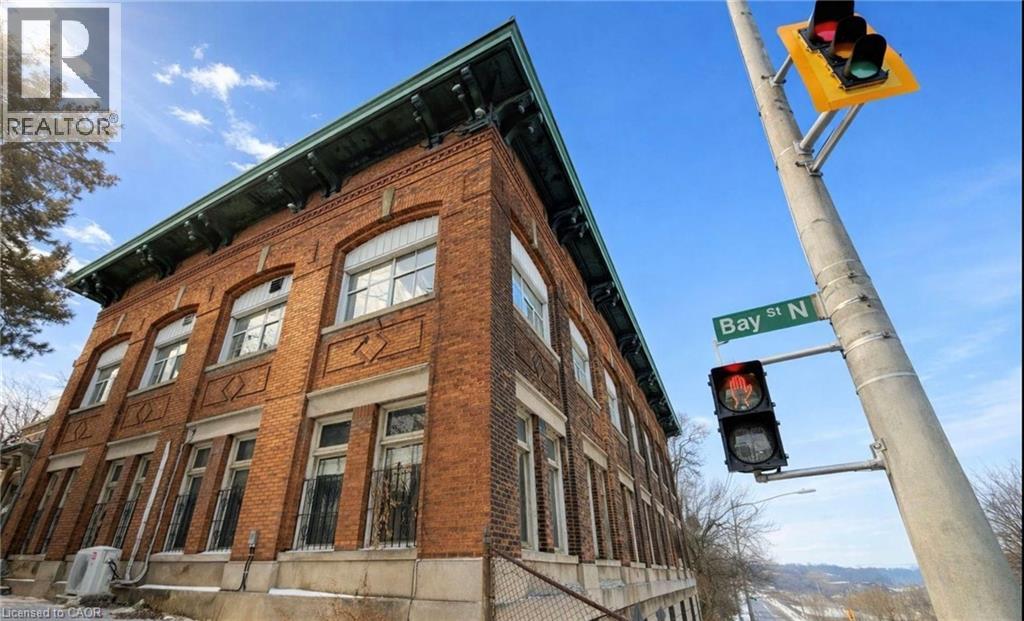 231 N BAY Street N, Hamilton, Ontario