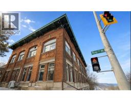 231 N BAY Street N, Hamilton, Ontario