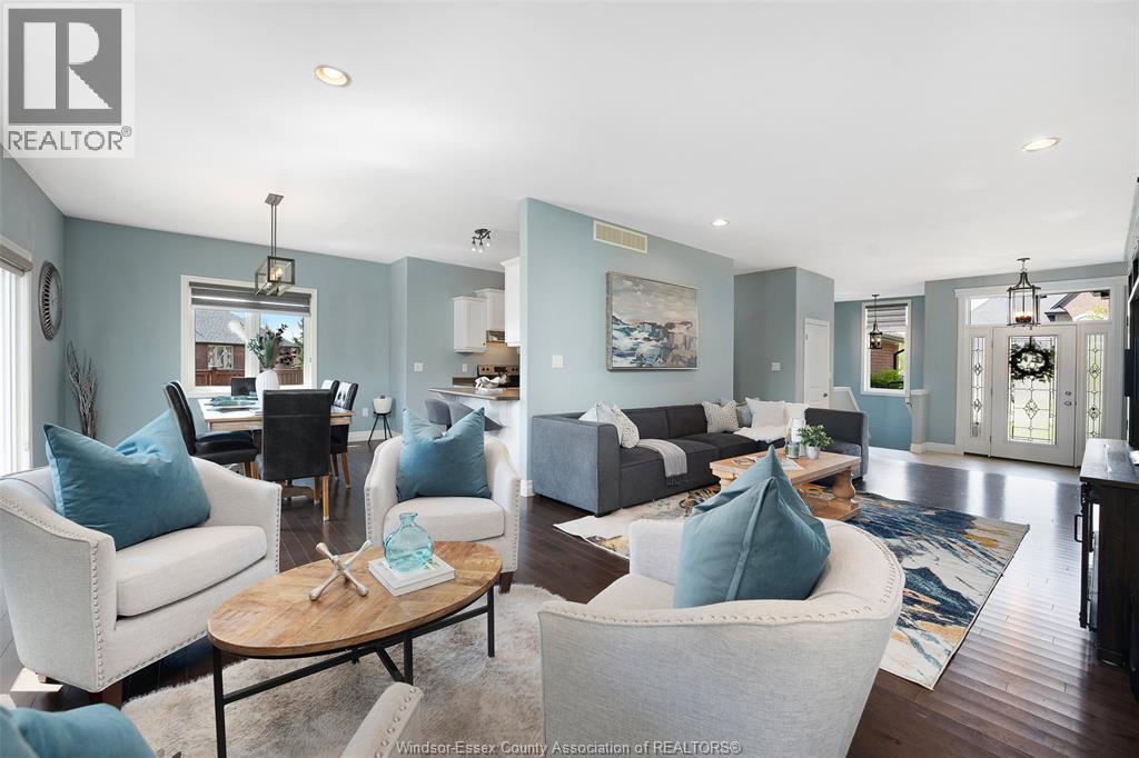 384 Evergreen Drive, Lakeshore, Ontario  N8L 0X4 - Photo 5 - 26009568