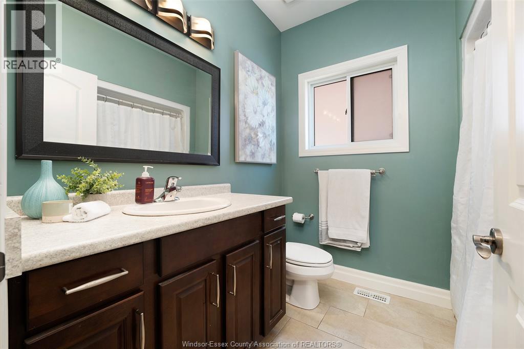 384 Evergreen Drive, Lakeshore, Ontario  N8L 0X4 - Photo 13 - 26009568