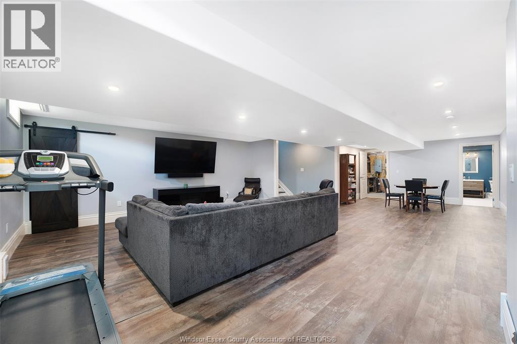 384 Evergreen Drive, Lakeshore, Ontario  N8L 0X4 - Photo 16 - 26009568