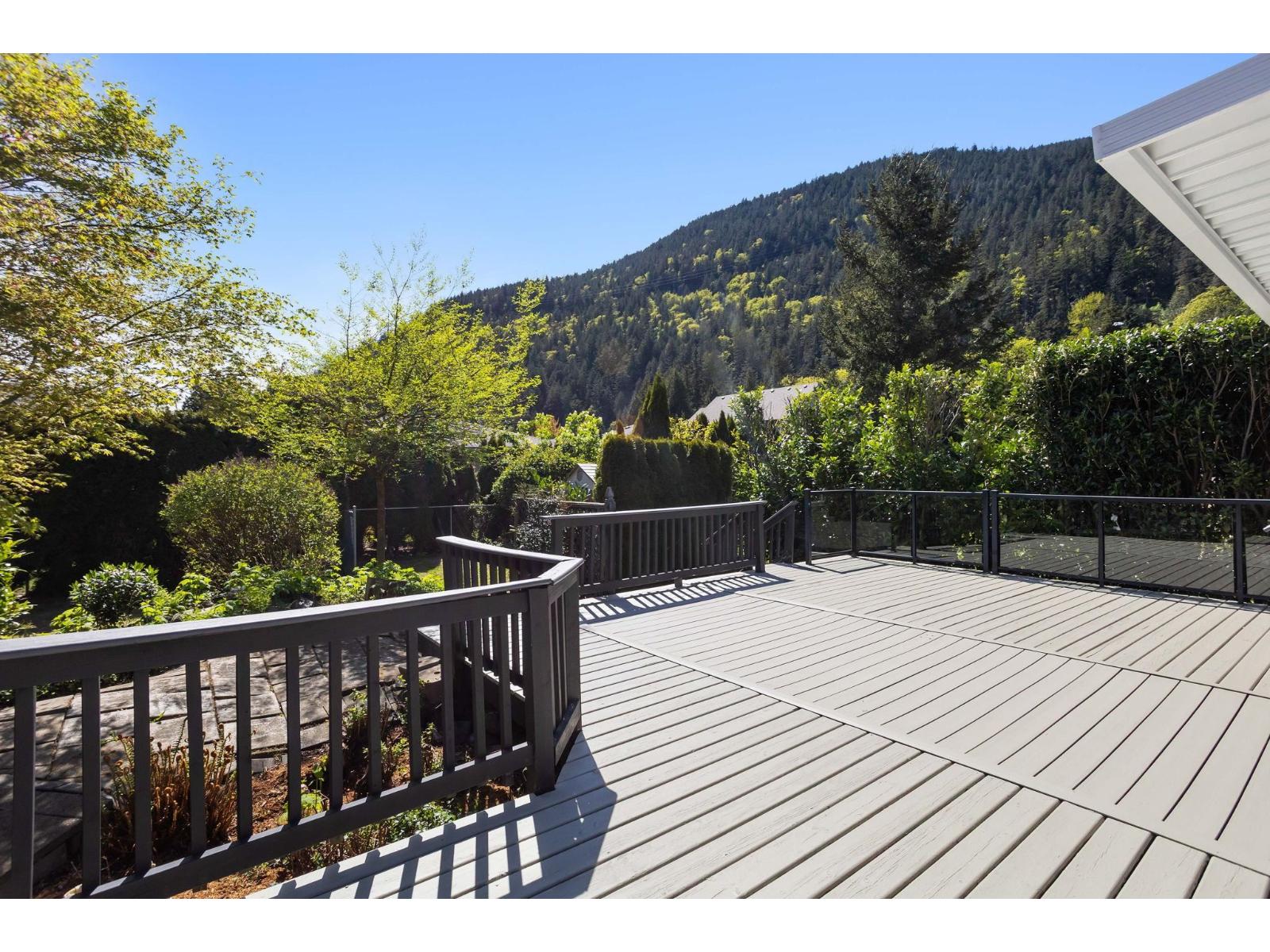 228 Balsam Avenue, Harrison Hot Springs, Harrison Hot Springs, British Columbia  V0M 1K0 - Photo 27 - R3117022