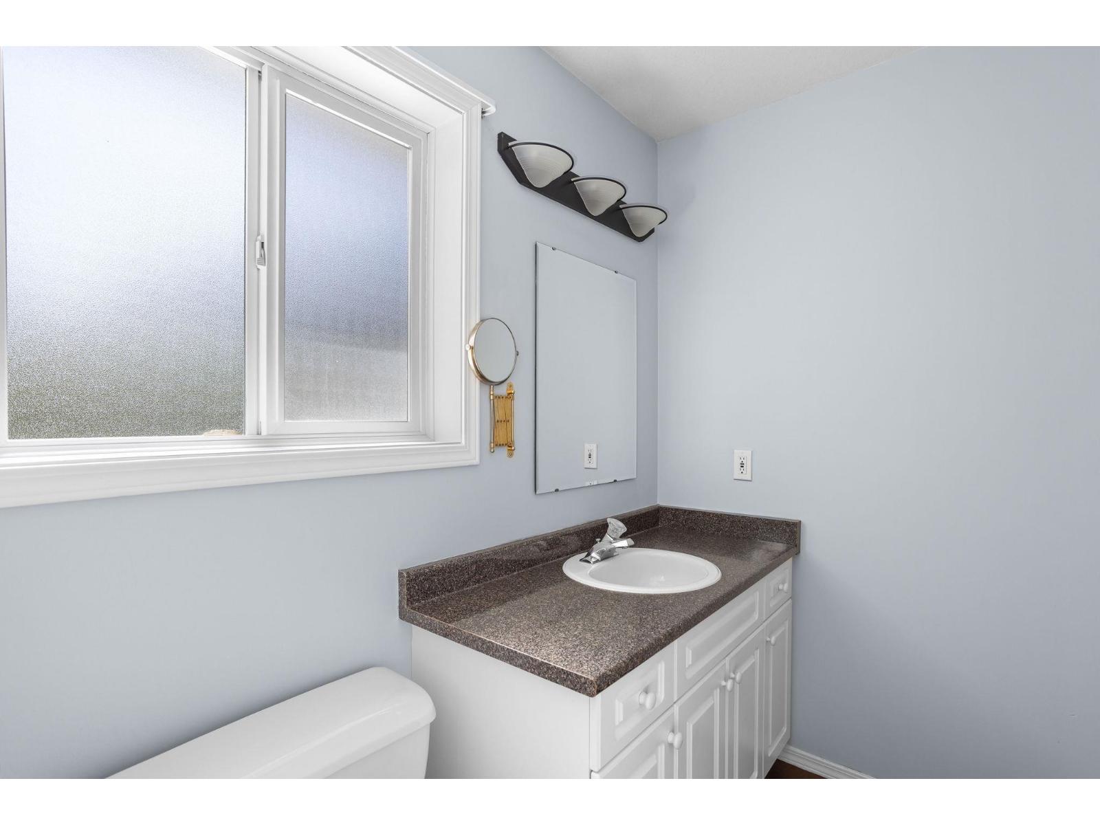 228 Balsam Avenue, Harrison Hot Springs, Harrison Hot Springs, British Columbia  V0M 1K0 - Photo 21 - R3117022