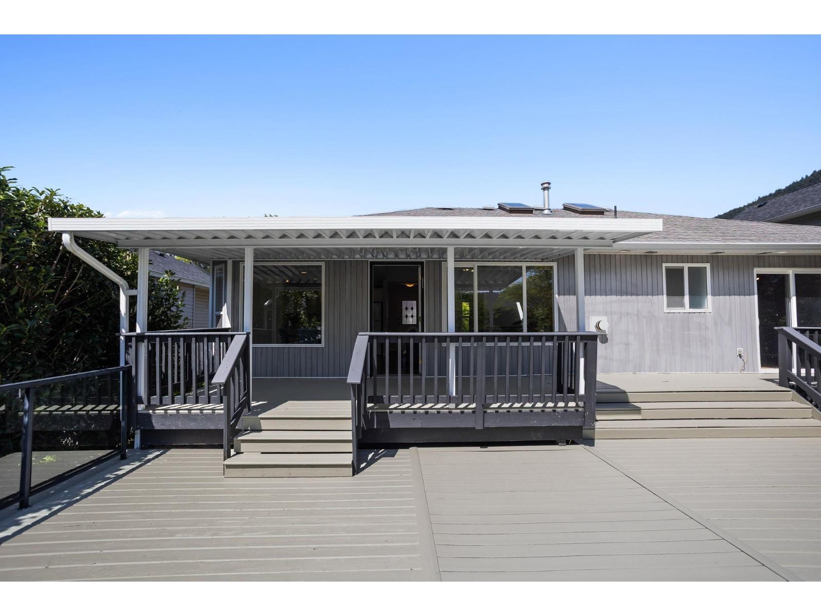 228 Balsam Avenue, Harrison Hot Springs, Harrison Hot Springs, British Columbia  V0M 1K0 - Photo 30 - R3117022