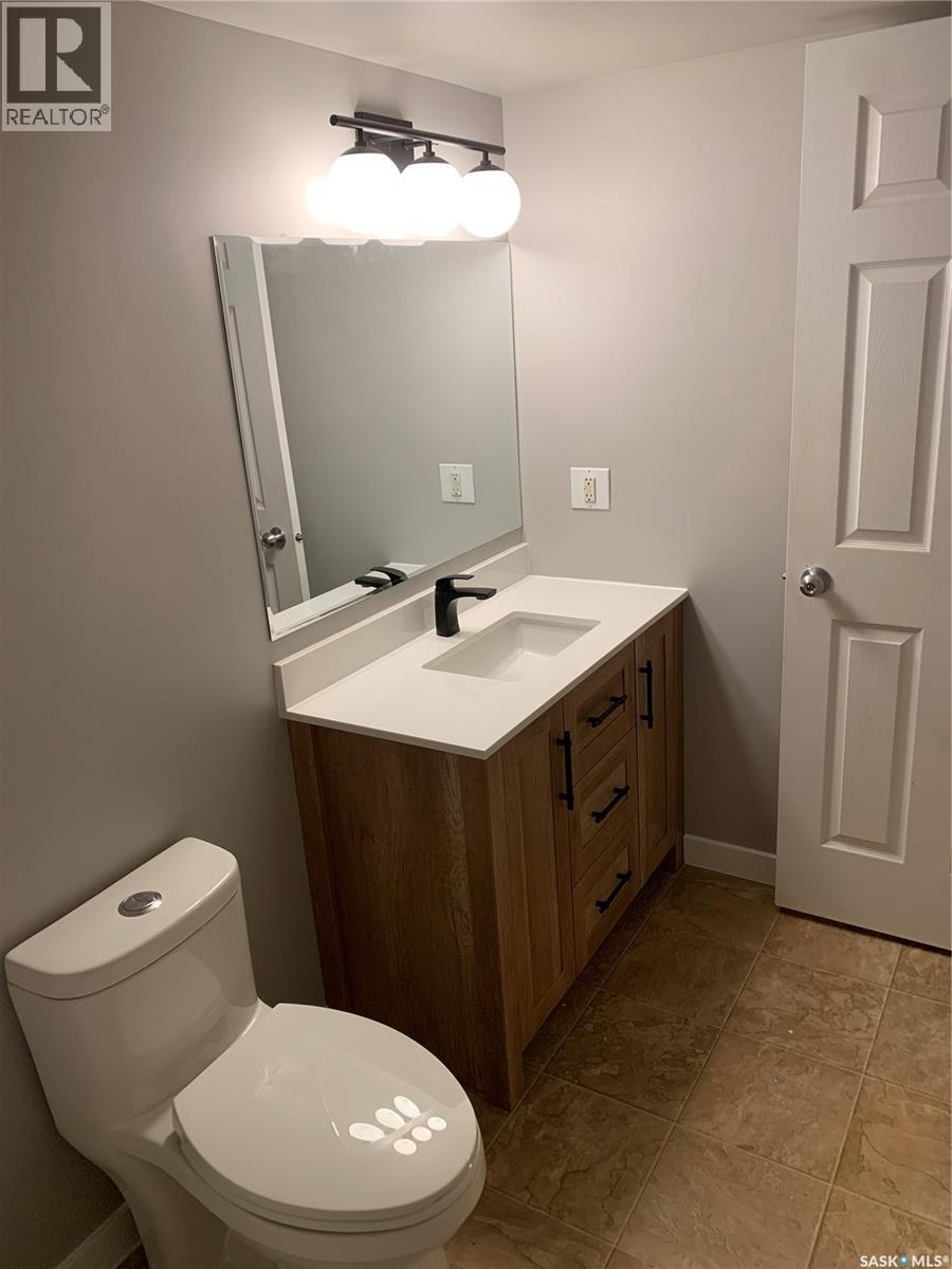 3 2251 St Henry Avenue, Saskatoon, Saskatchewan  S7M 0P5 - Photo 4 - SK034312