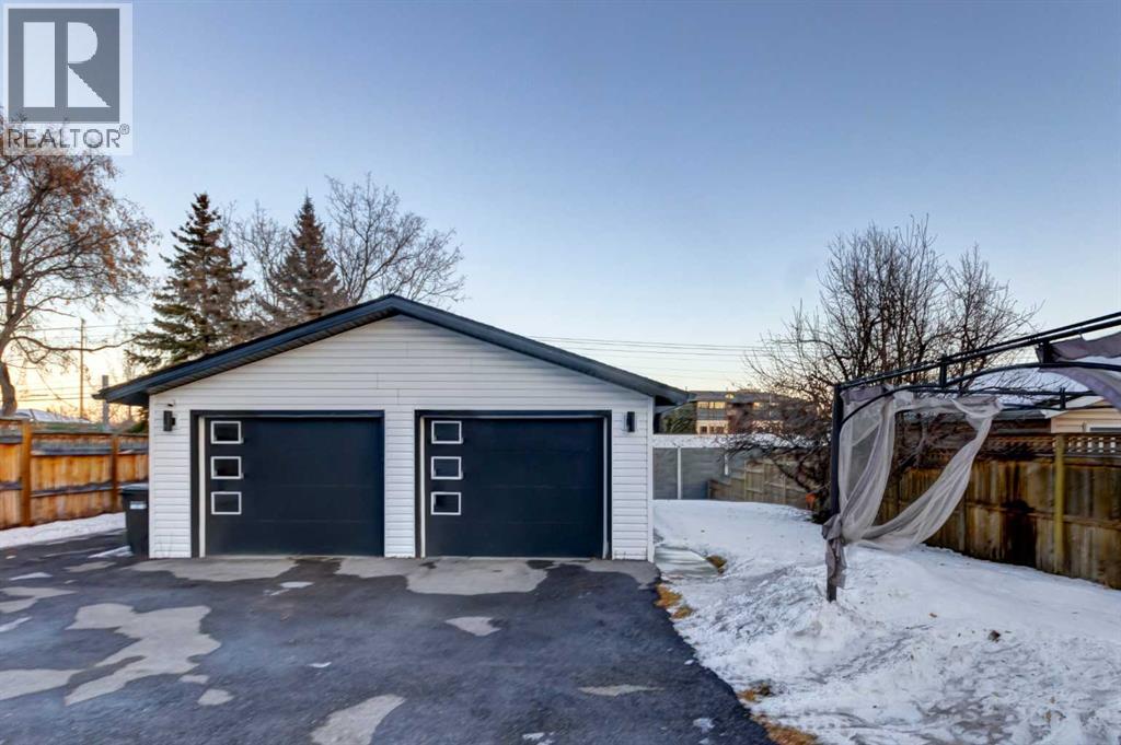392 Cantrell Drive SW, Calgary, Alberta  T2W 2E4 - Photo 41 - A2251732