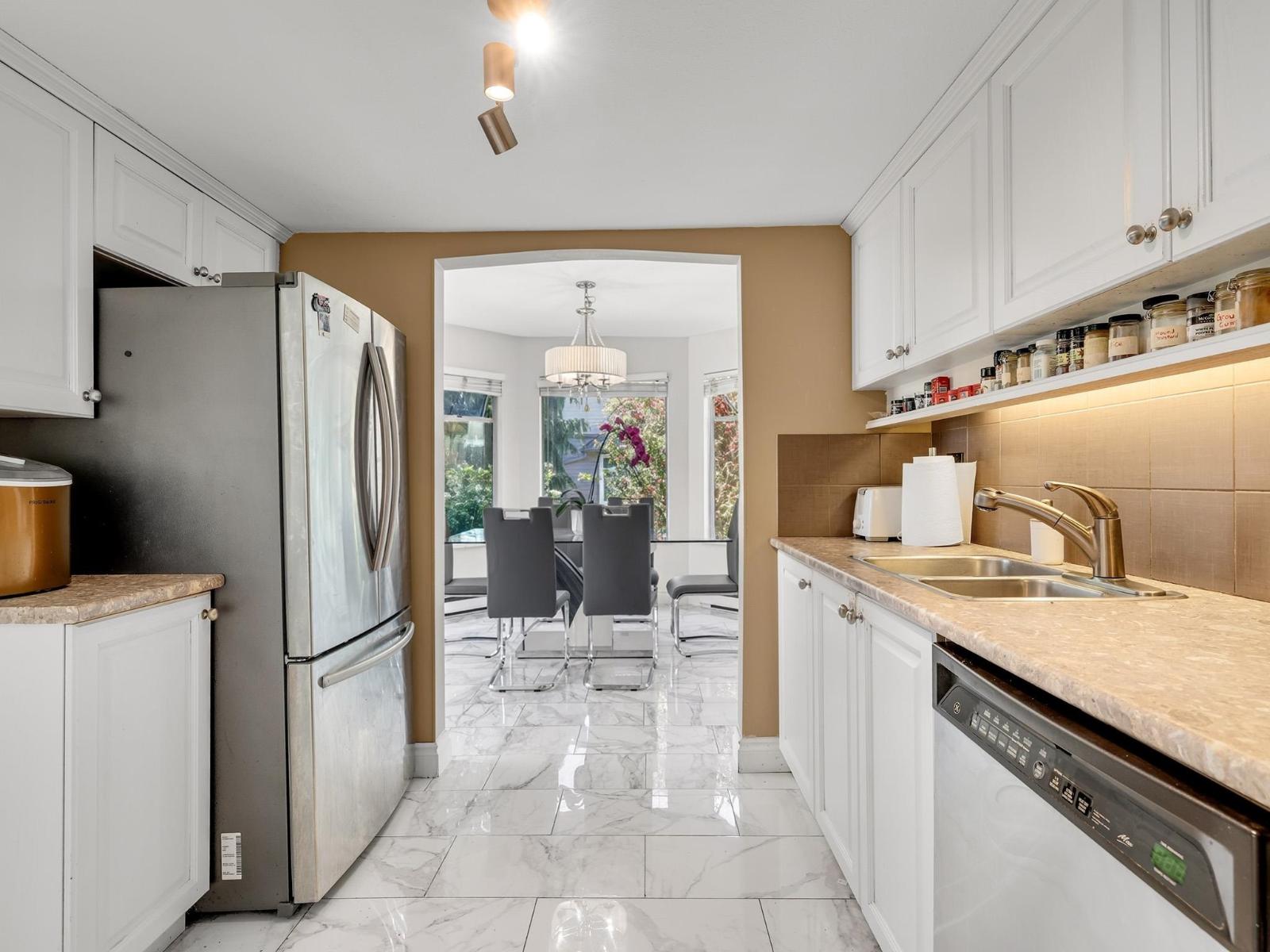 101 1225 Merklin Street, White Rock, British Columbia  V4B 4B8 - Photo 17 - R3116337