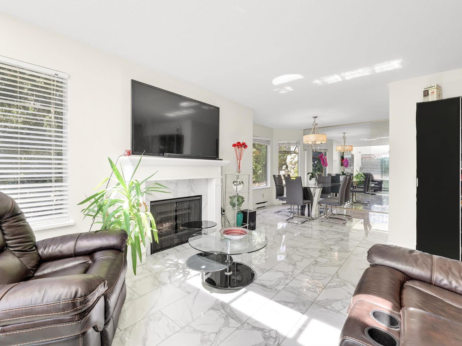 101 1225 Merklin Street, White Rock, British Columbia  V4B 4B8 - Photo 8 - R3116337