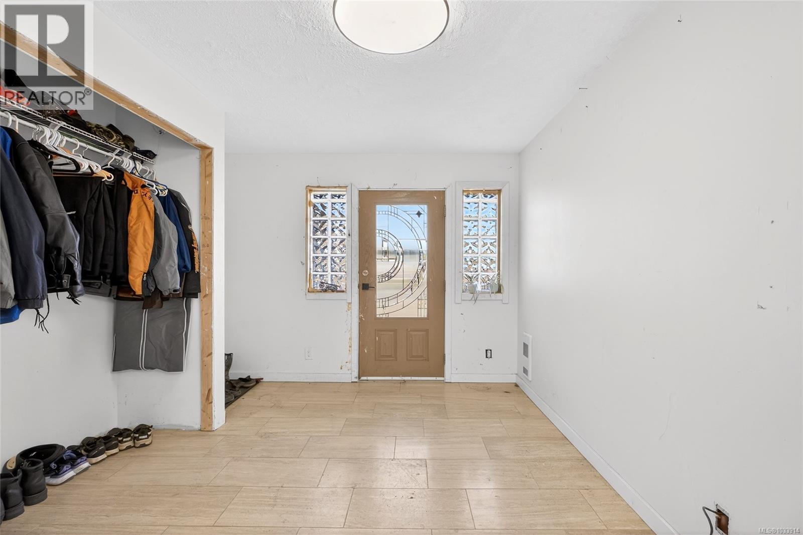 A 2259 Urquhart Ave, Courtenay, British Columbia  V9N 7S6 - Photo 16 - 1033914