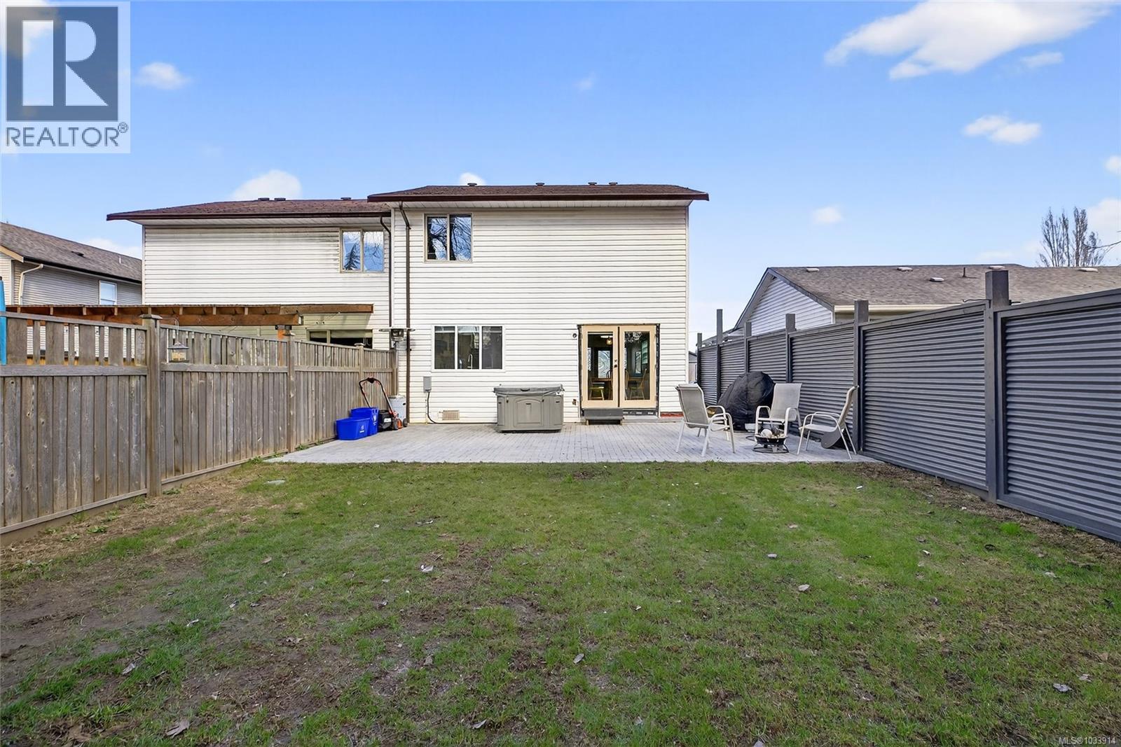 A 2259 Urquhart Ave, Courtenay, British Columbia  V9N 7S6 - Photo 3 - 1033914