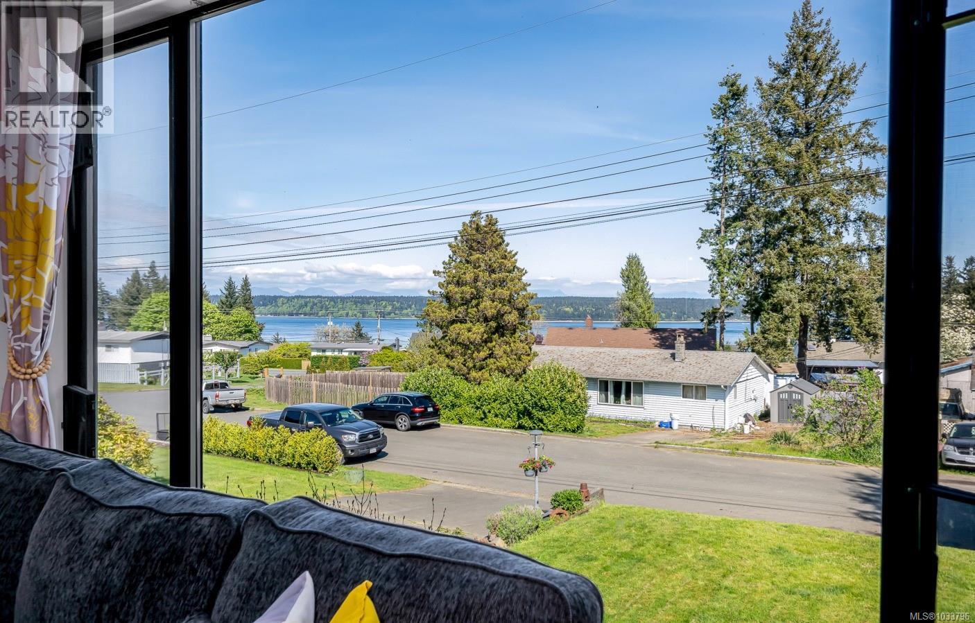 1068 Ruby Rd, Campbell River, British Columbia  V9W 1M8 - Photo 3 - 1033796