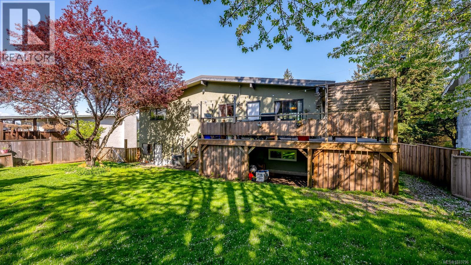 1068 Ruby Rd, Campbell River, British Columbia  V9W 1M8 - Photo 30 - 1033796