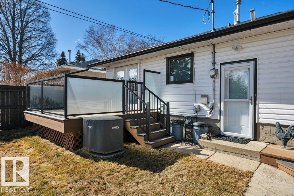 10633 St Gabriel School Rd Nw, Edmonton, Alberta  T6A 3S4 - Photo 36 - E4484660