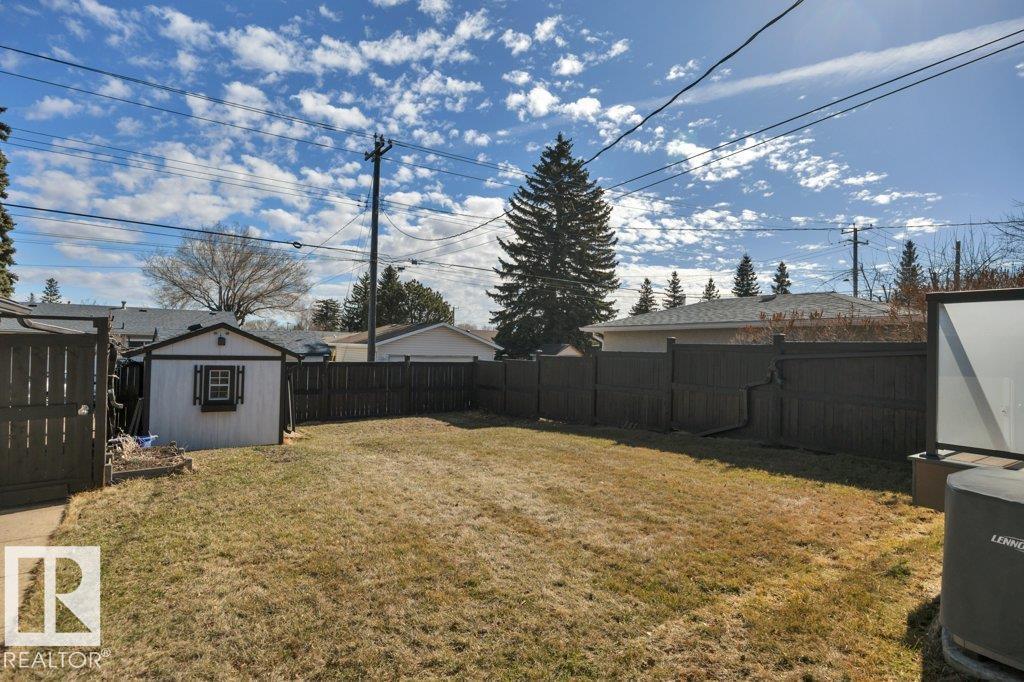 10633 St Gabriel School Rd Nw, Edmonton, Alberta  T6A 3S4 - Photo 39 - E4484660