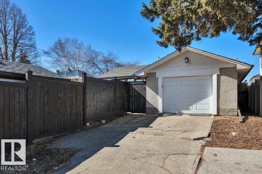 10633 St Gabriel School Rd Nw, Edmonton, Alberta  T6A 3S4 - Photo 45 - E4484660
