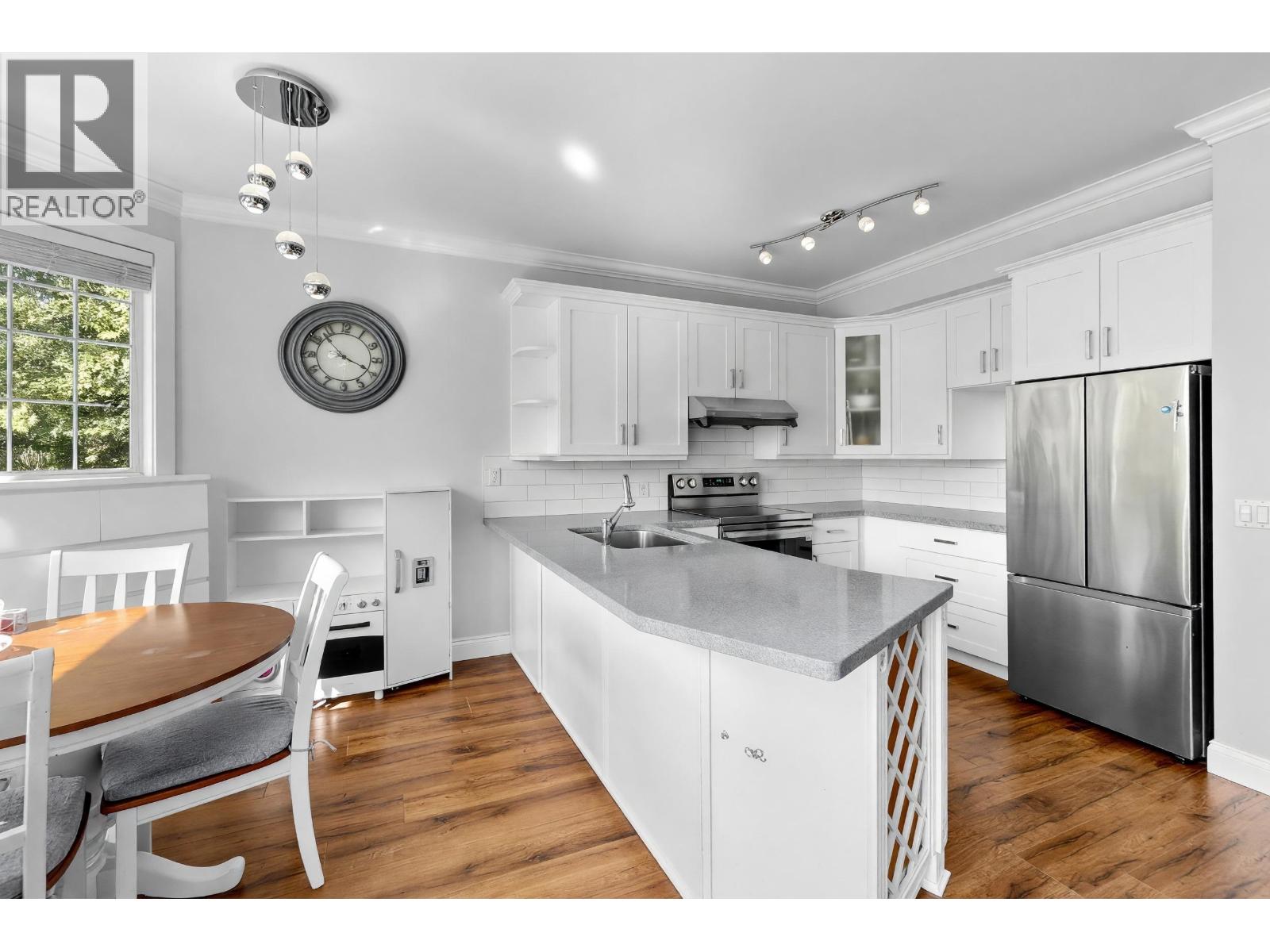 18 7500 Cumberland Street, Burnaby, British Columbia  V3N 4Z9 - Photo 10 - R3117252