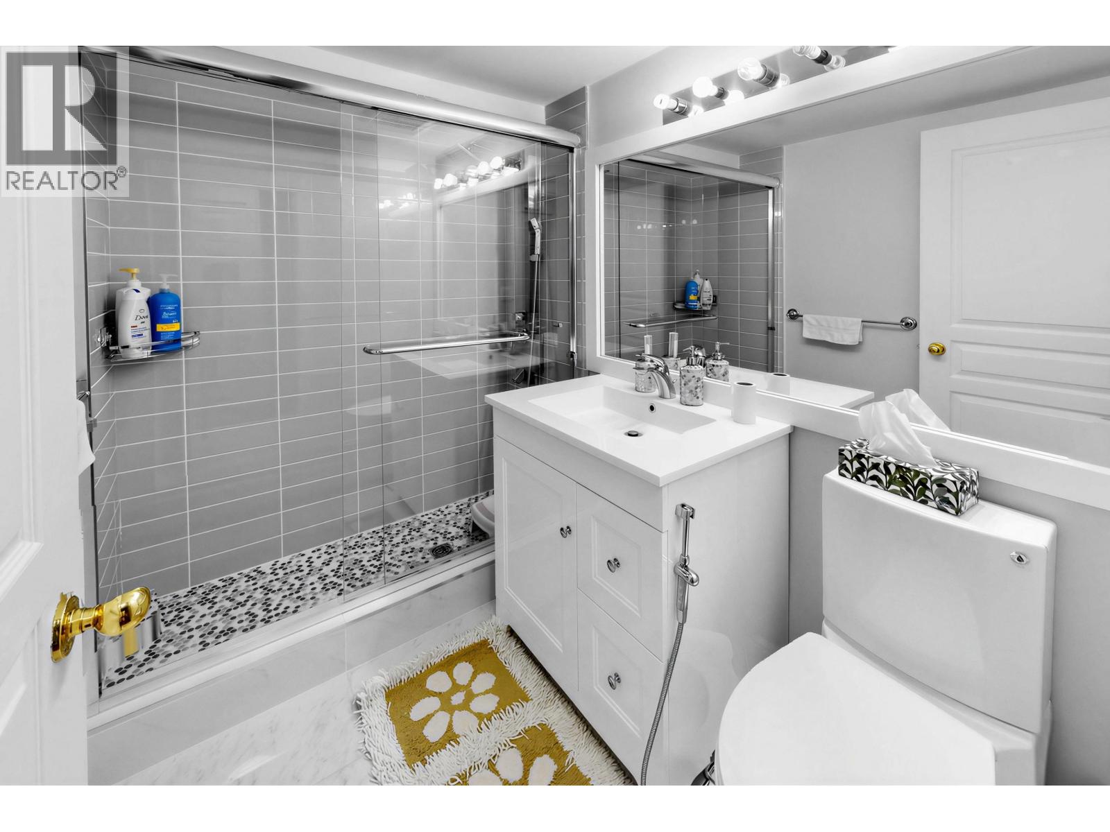 18 7500 Cumberland Street, Burnaby, British Columbia  V3N 4Z9 - Photo 28 - R3117252