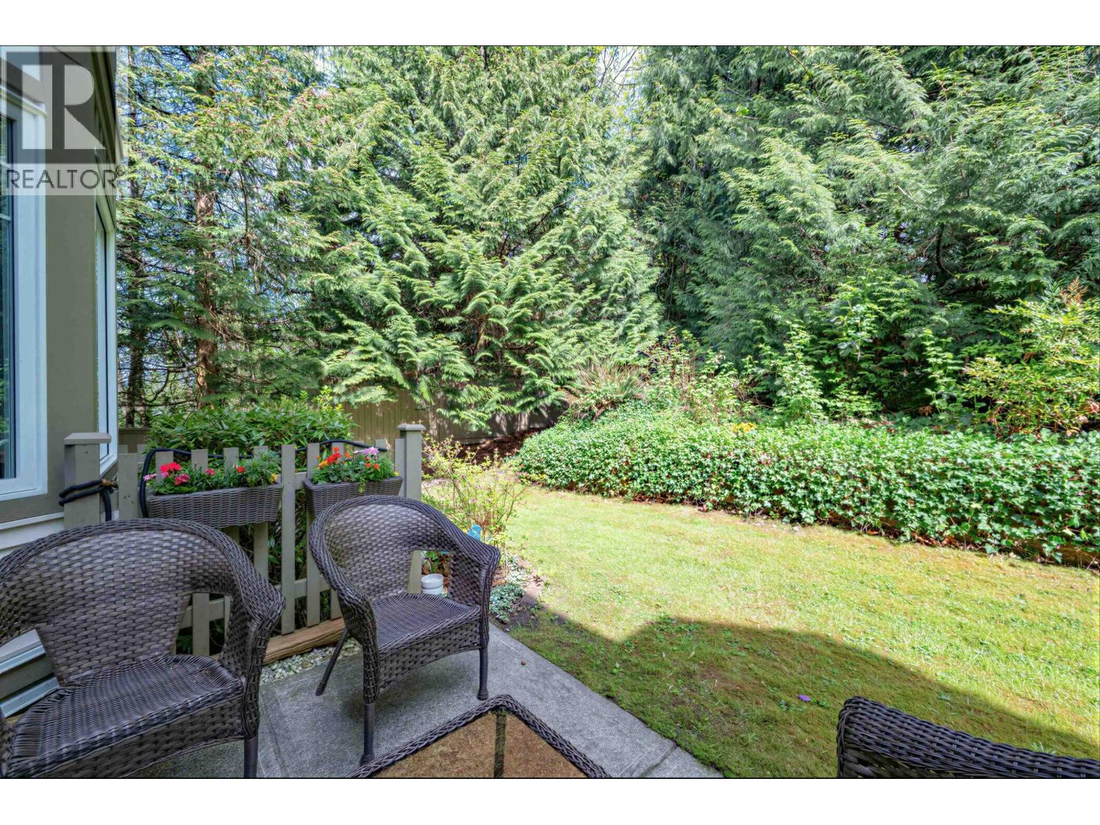 18 7500 Cumberland Street, Burnaby, British Columbia  V3N 4Z9 - Photo 23 - R3117252