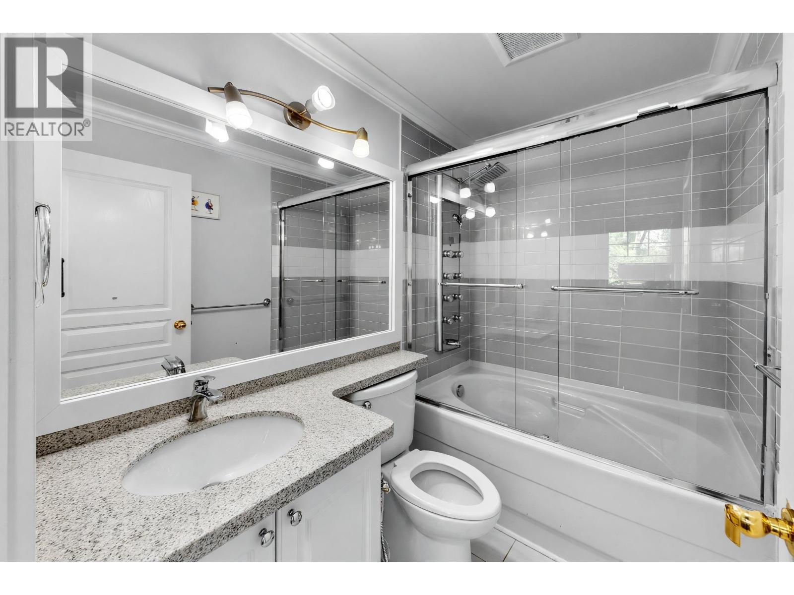 18 7500 Cumberland Street, Burnaby, British Columbia  V3N 4Z9 - Photo 25 - R3117252