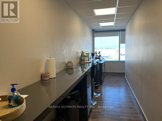 261 Chrislea Road, Vaughan, Ontario  L4L 8S5 - Photo 12 - N12851384