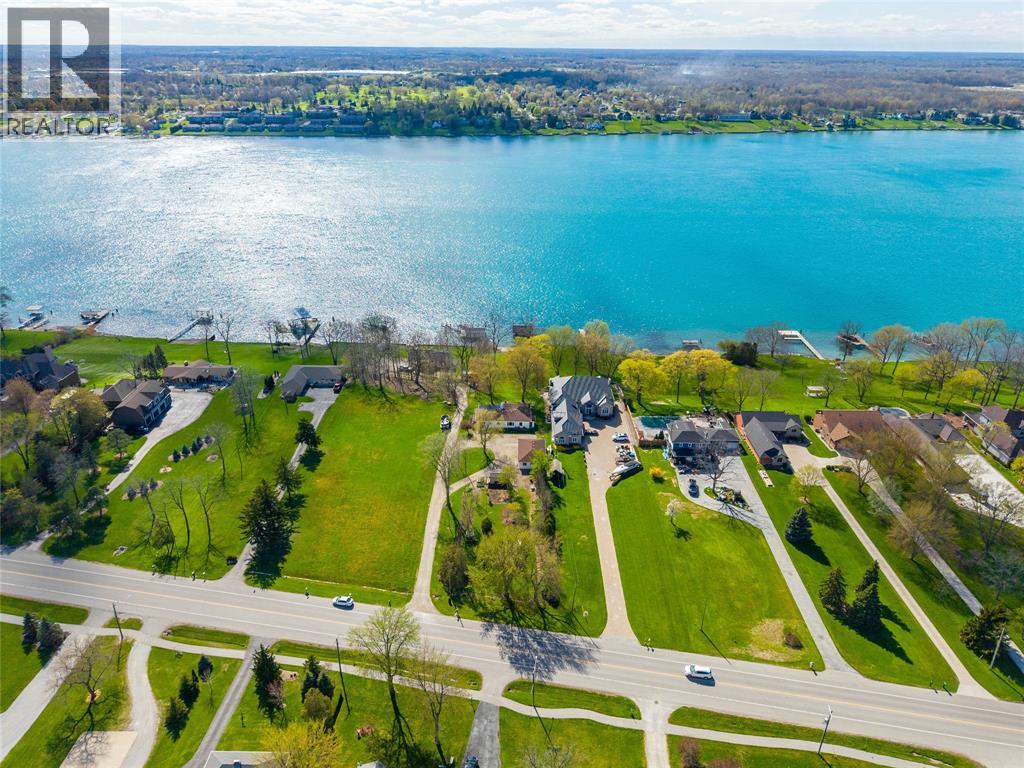 885 St Clair Parkway, Moore Township, Ontario  N0N 1M0 - Photo 16 - 26009426