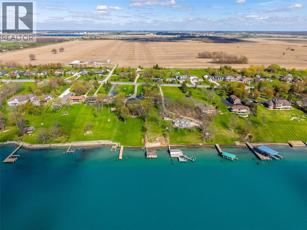 885 St Clair Parkway, Moore Township, Ontario  N0N 1M0 - Photo 12 - 26009426