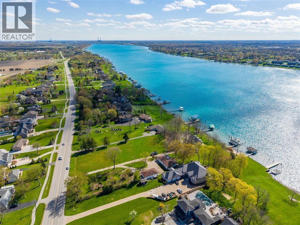 885 St Clair Parkway, Moore Township, Ontario  N0N 1M0 - Photo 15 - 26009426