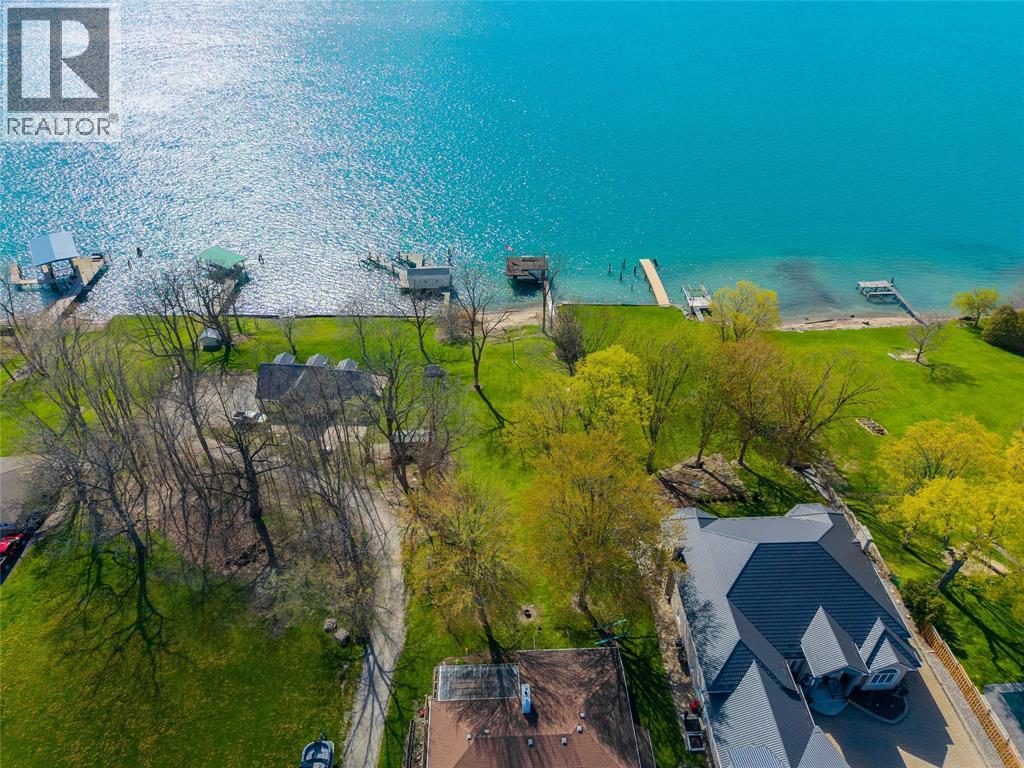 885 St Clair Parkway, Moore Township, Ontario  N0N 1M0 - Photo 6 - 26009426