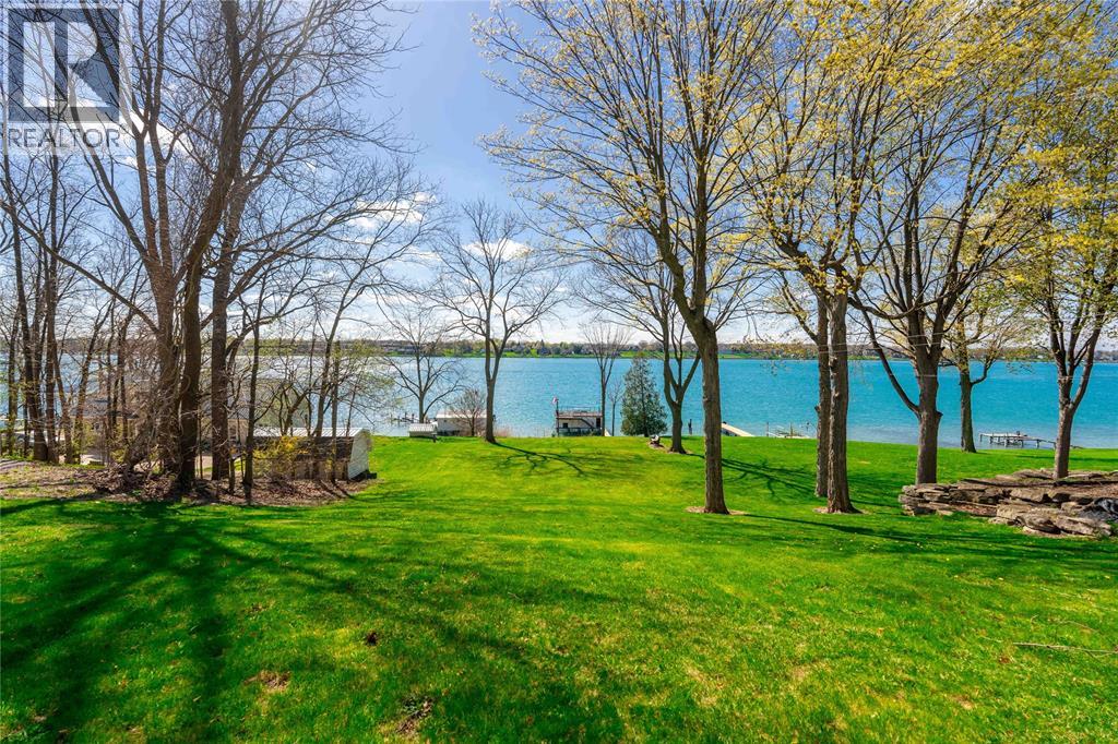 885 St Clair Parkway, Moore Township, Ontario  N0N 1M0 - Photo 43 - 26009426