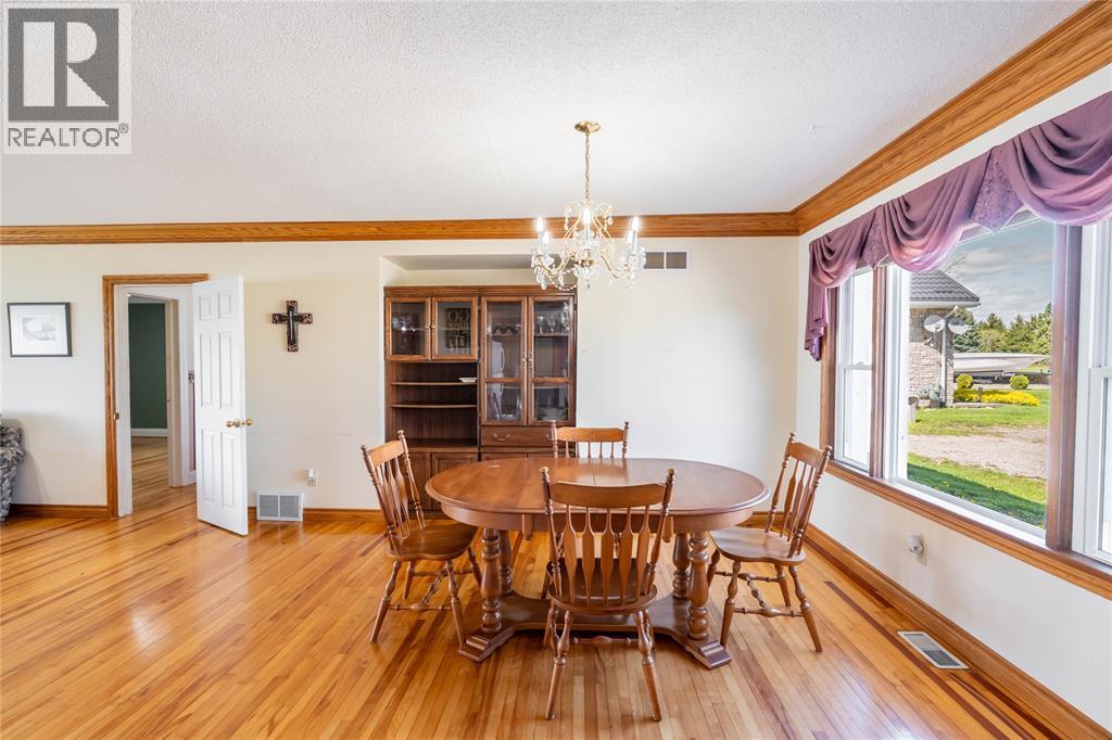 885 St Clair Parkway, Moore Township, Ontario  N0N 1M0 - Photo 25 - 26009426