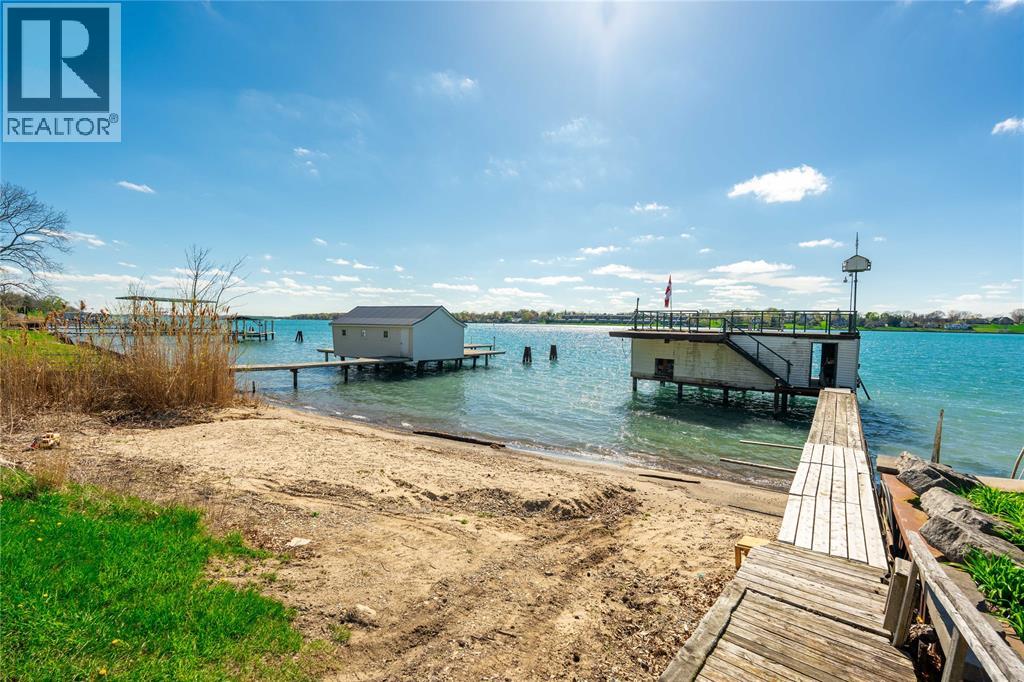 885 St Clair Parkway, Moore Township, Ontario  N0N 1M0 - Photo 50 - 26009426