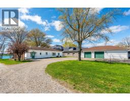 885 ST CLAIR PARKWAY, Moore Township, Ontario