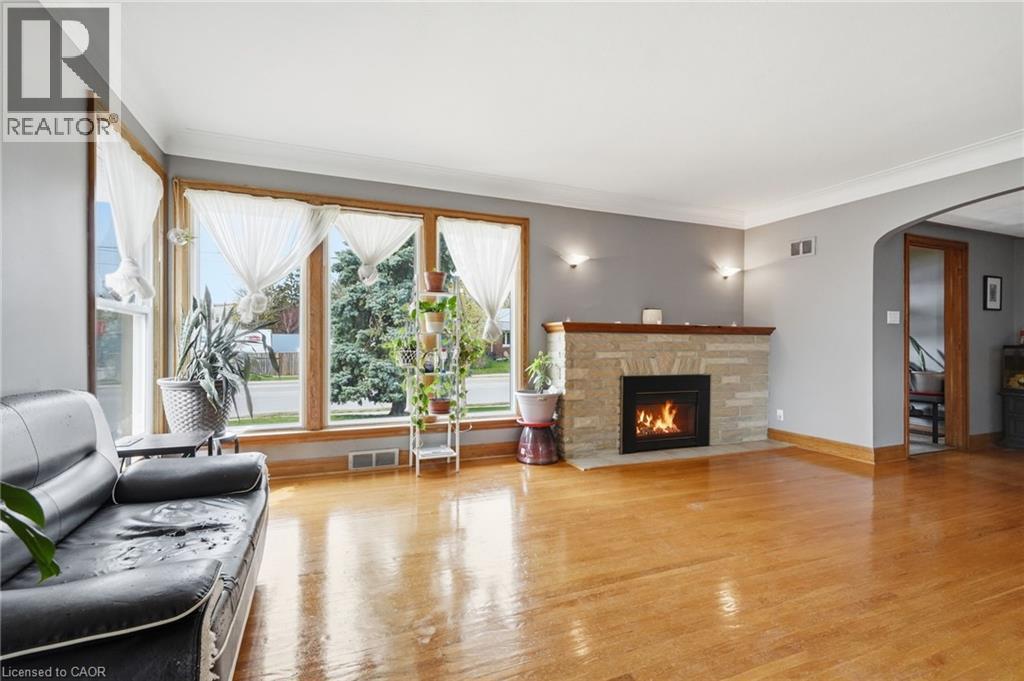 12 Parkview Road, Hagersville, Ontario  N0A 1H0 - Photo 6 - 40824551